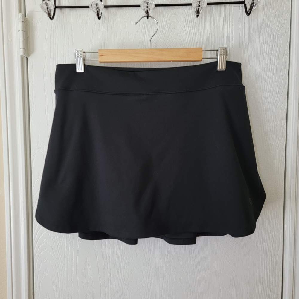 Gilly Hicks Skort